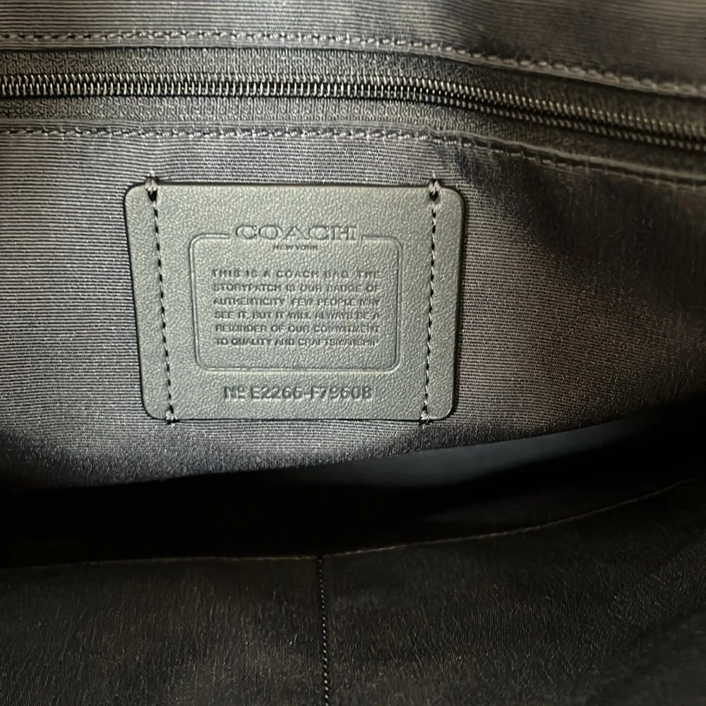 New! Coach gallery cross grain  Leather midnight Tote Bag.